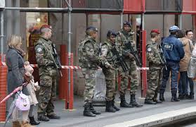 French soldiers attacked by a man who failed to join ISIL